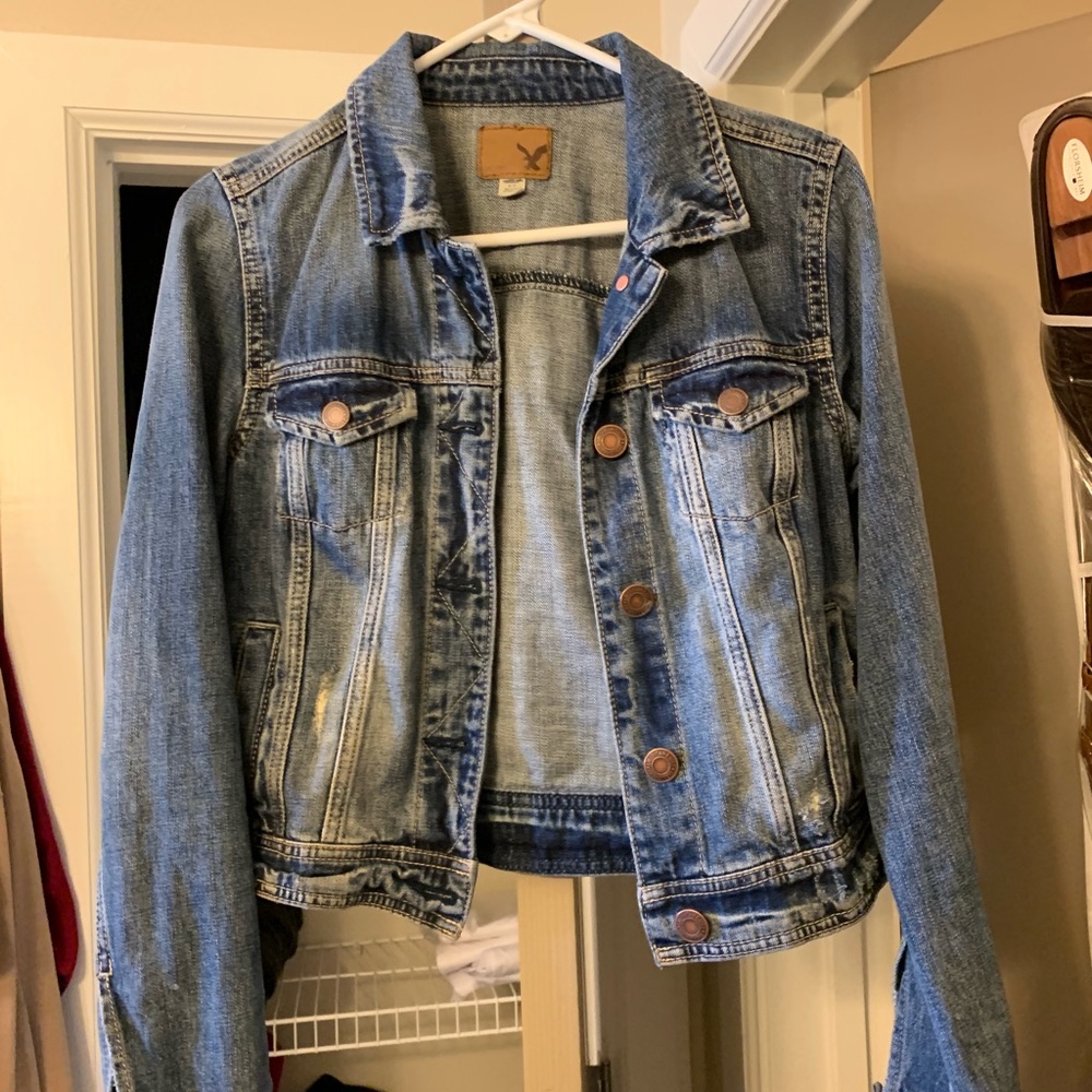 American Eagle size small denim jacket